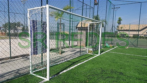 Rede de Gol Colorida Listrada para Futebol Society de 5 metros no Fio 6 e Malha 12 Modelo Caixote ou Véu