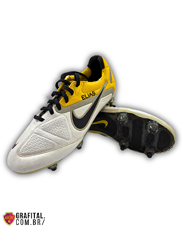 Chuteira Nike tamanho 39 - Elias