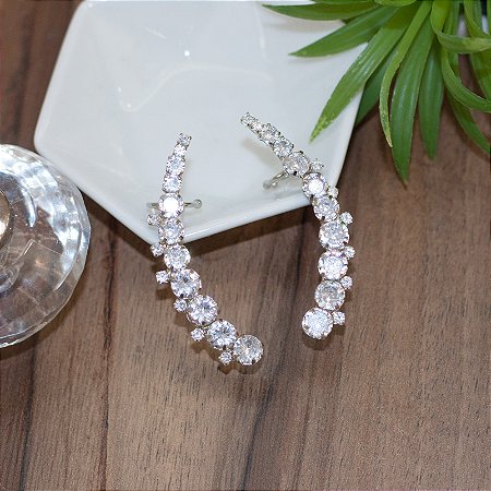 Brinco Ear Cuff com cristais