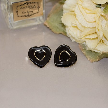 Brinco esmaltado coração