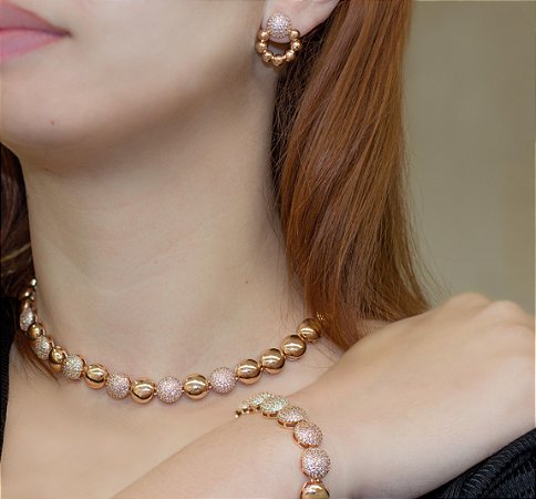 Chocker meia bola com microzircônias