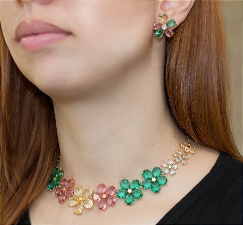 Brinco floral mix de cristais