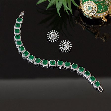 Pulseira ródio branco e cristais verde esmeralda com cravação em zircônias