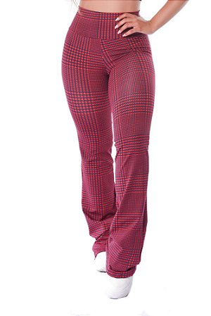 calça flare vermelha