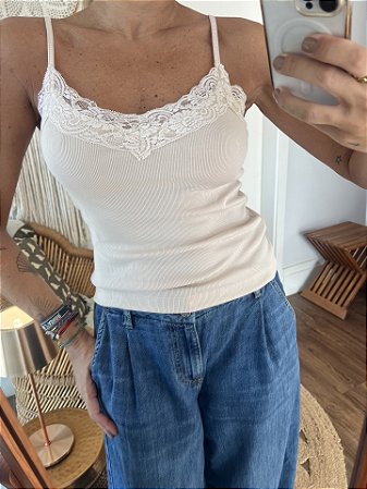 Regata Renda Tapioca