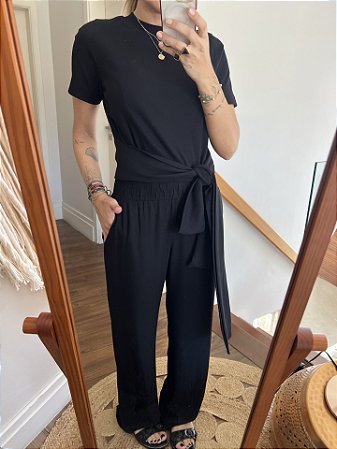 Calça Essential Preta