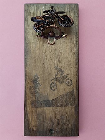 Abridor de garrafas Rústico: Tema  Motocross