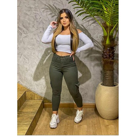 calça jogger feminina com bolso lateral