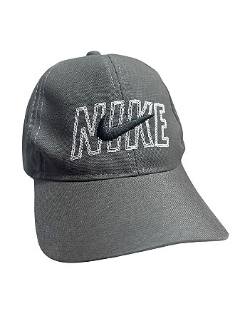 Boné inspirado na Nike(nome com símbolo)- Grafite