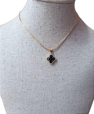 COLAR TREVO PRETO COM DOURADO  - Y5