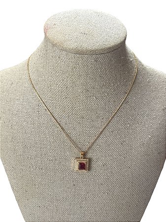 Colar Folheado Dourado Com Pedra Vermelha - AK23