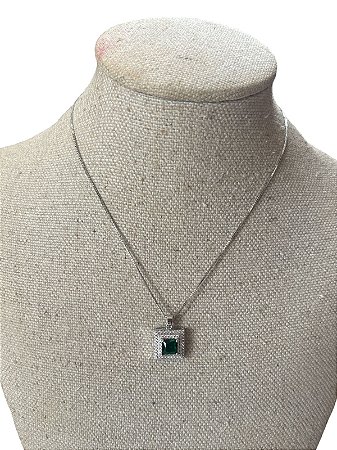 Colar Folheado Prata Com Pedra Verde- AK23