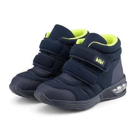 Bota Infantil Bibi Comfy Feminino Brilho com Rosa Camélia Ponta de Estoque  em Promoção | Ofertas na Americanas