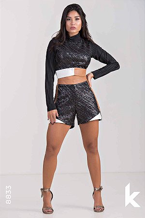 Conjunto shorts e croped  em paetê e tam M