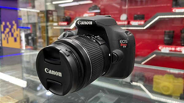 Camera Canon T5 c/Lente EF-S 18:55mm III - Usada c/ Aprox 40k de cliques
