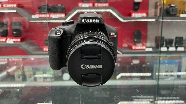 Câmera Digital Canon T100 c/ lente 18:55mm - Usada aprox 1.500 cliques