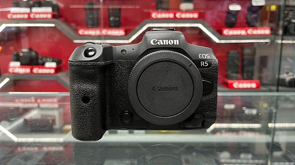 Camera Canon EOS R5 Corpo - C/Aprox 41 mil cliques - Usada Perfeito Estado
