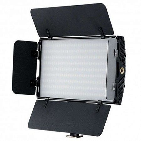 Iluminador Led Greika PT-30B Pro II