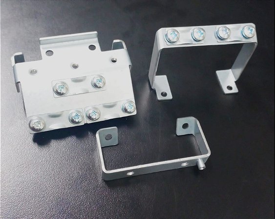 3AUA0000030801 Kit De Braçadeira Acs3xx R0-R1-R2, Ip21 - ABB