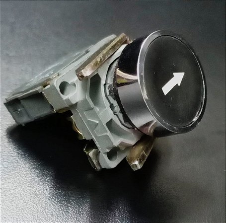 BA21 - Botão Pulsante Preto (COM SETA) - LUKMA