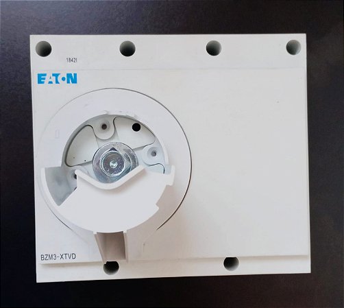 BZM3-XTVD Manopla rotativa ext. Com trava cadeado p/ bzm3 - EATON