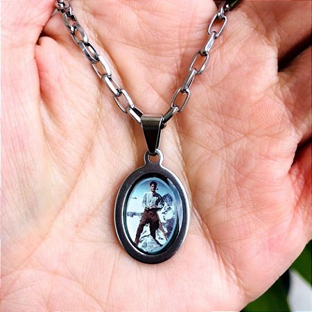 Corrente Masculina com Medalha Oval Personalizável  em Aço Inox