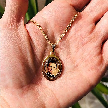 Corrente masculina com Medalha Oval de Dom Bosco