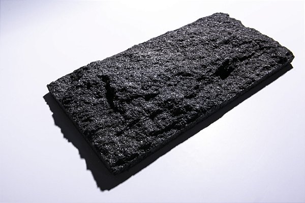 Pedra Hitam Bruta 20x40