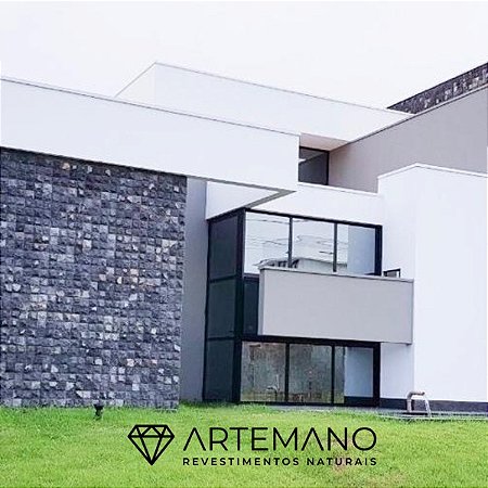 Pedra Hitam Bruta 10x10