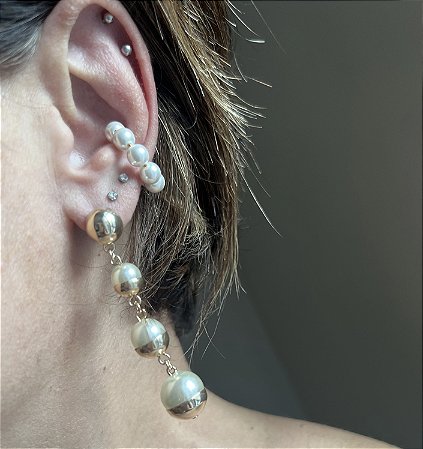 BRINCO PEROLAS LONGO BANHAFDO A OURO 18 K