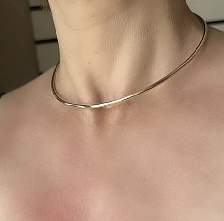 COLAR ARO TUBULAR BANHADO A OURO 18 K