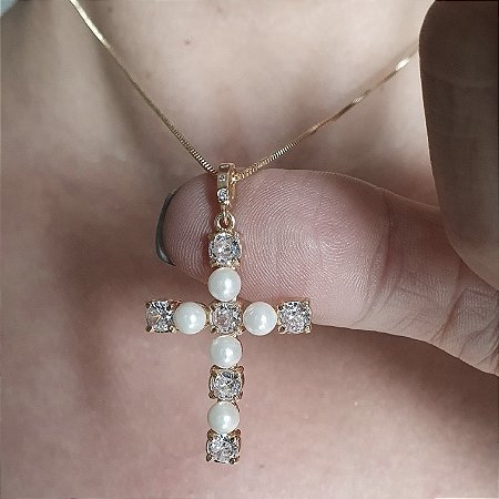 COLAR CRUZ PEROLA E ZIRCONIAS BANHADO A OURO 18 K OU RODIO