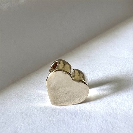 PINGENTE CHARM CORAÇAO BANHADO A OURO 18 K