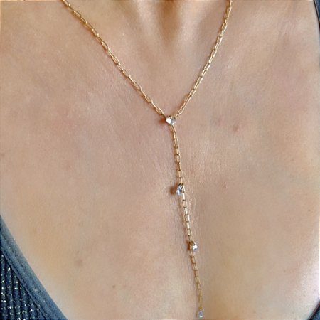 COLAR GRAVATINHA COM PONTOS DE LUZ BANHADO OURO 18 K