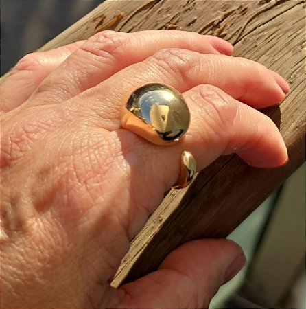 ANEL AJUSTAVEL GOTA BANHADO A OURO 18 K