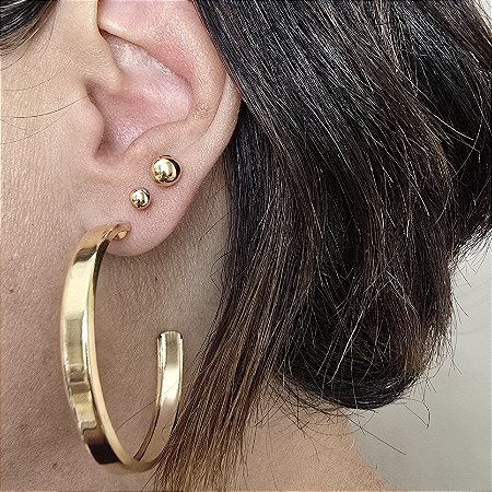 BRINCO ARGOLA RETA BANHADO A OURO 18 K