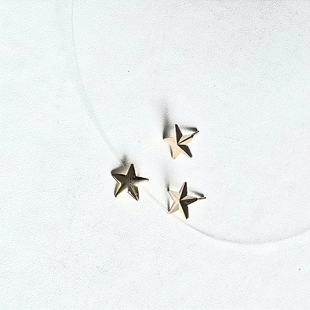 CONJUNTO COLAR E BRINCO ESTRELA BANHADO A OURO 18 K EM FIO DE NYLON