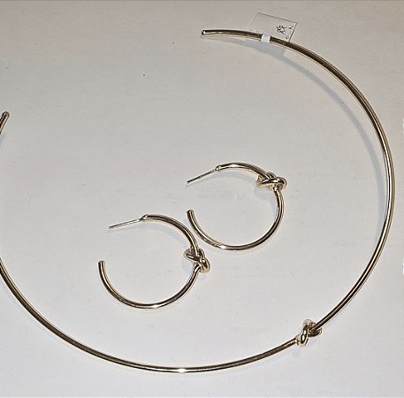 CONJUNTO ARO E BRINCO ARGOLA NOZINHO BANHADO A OURO 18 K OU PRATA