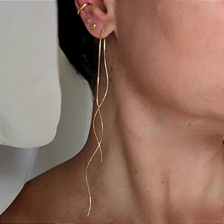 BRINCO ENCAIXE ONDAS BANHADO A OURO 18K