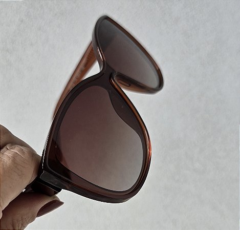 OCULOS SOLAR POLARIZADO COM PROTEÇÃO UV - MARROM DEGRADE G