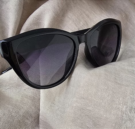 OCULOS SOLAR POLARIZADO COM PROTEÇÃO UV - PRETO