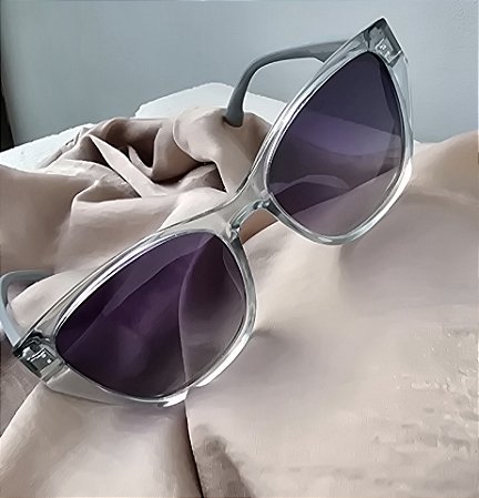 OCULOS SOLAR POLARIZADO COM PROTEÇÃO UV - CINZA