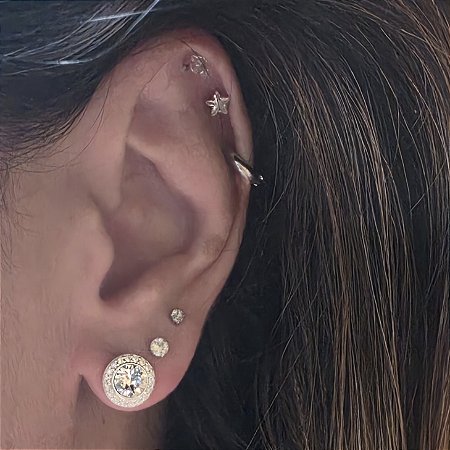 BRINCO PONTO DE LUZ COM ZIRCÔNIA CRISTAL EM PRATA 925