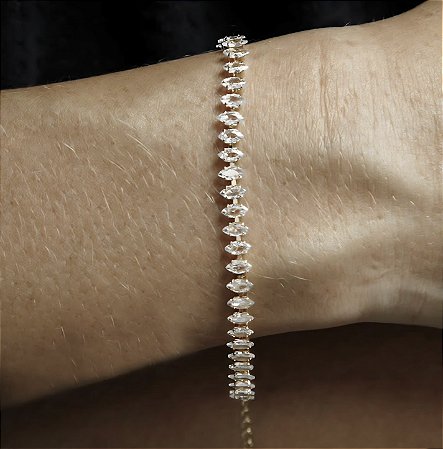 PULSEIRA RIVIERA NAVETES BANHADA A OURO 18K