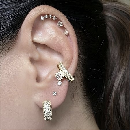 BRINCO ARGOLA COM ZIRCONIAS CRISTAIS BANHADO A OURO 18 K - ARGOLINHA