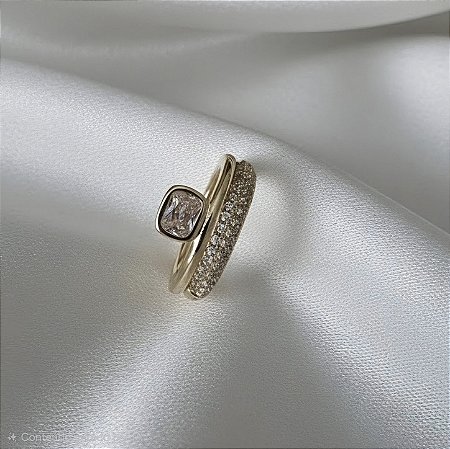 BRINCO PIERCING FAKE DUPLO COM ZIRCONIAS BANHADO A OURO 18 K