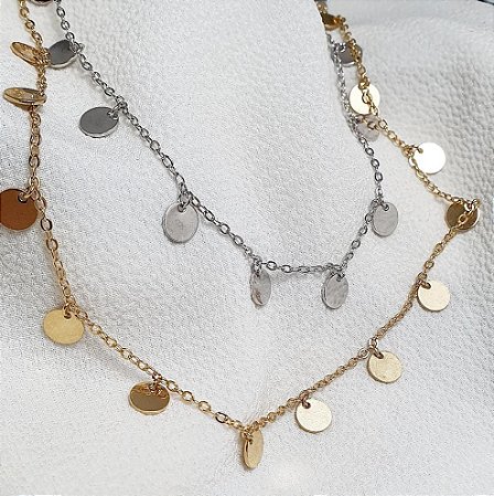 COLAR CHOKER COM PINGENTE DE PLAQUINHAS BANHADO A OURO OU RODIO
