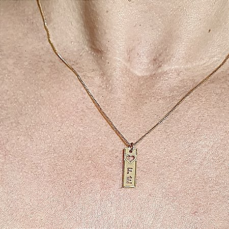 COLAR COM PINGENTE FE BANHADO OURO 18 K