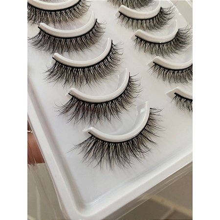 Cartela de Cílios Postiços X108 com 10 pares de cílios postiços