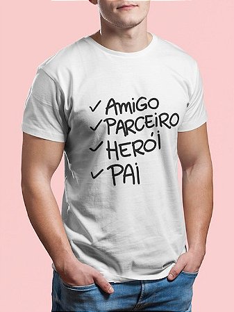 Camiseta de Algodão Personalizada. Gola Redonda